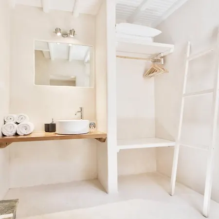 Baba Hotel 3*