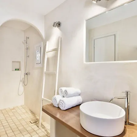 Baba 3* Houlakia (Mykonos)